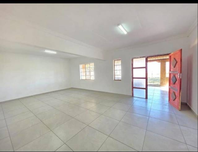 FARM FOR SALE IN HELDERSTROME